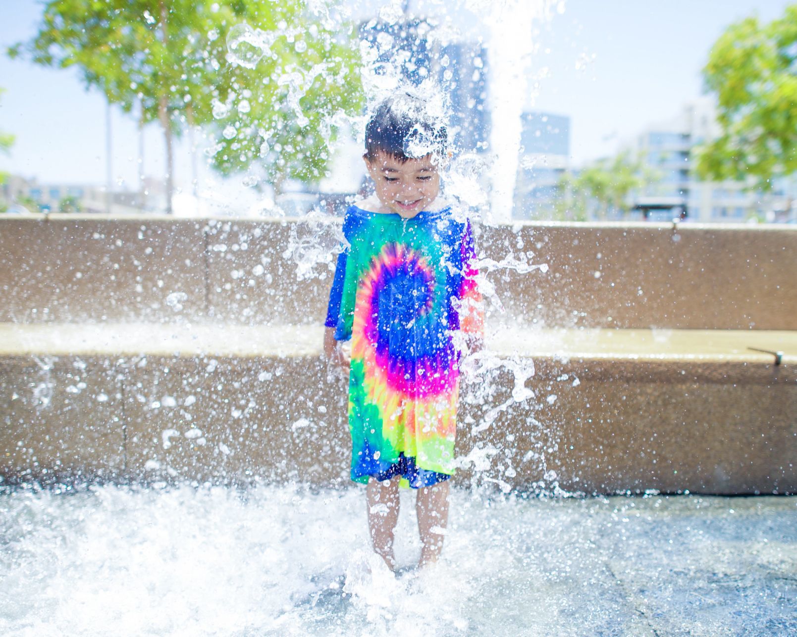 Kid splashing